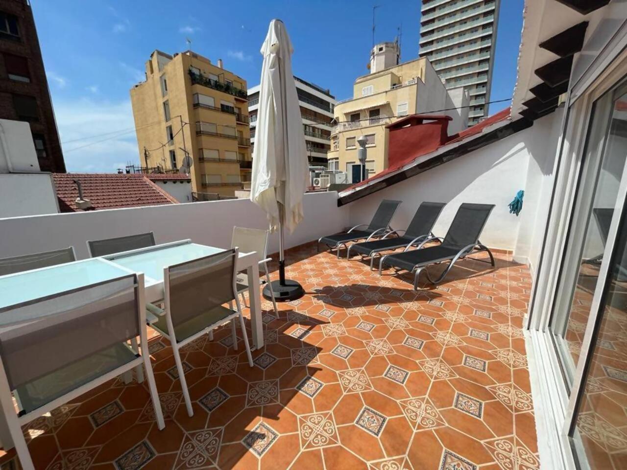 Lovelyloft Las Flores Atico Аликанте Екстериор снимка